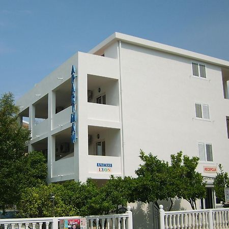 Lyon Apartments Budva Exterior foto