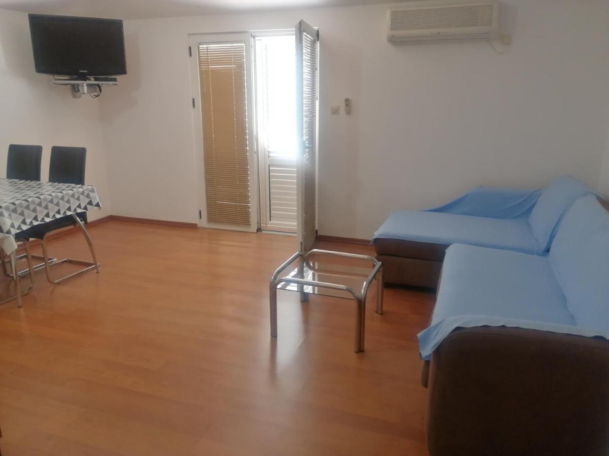 Lyon Apartments Budva Exterior foto