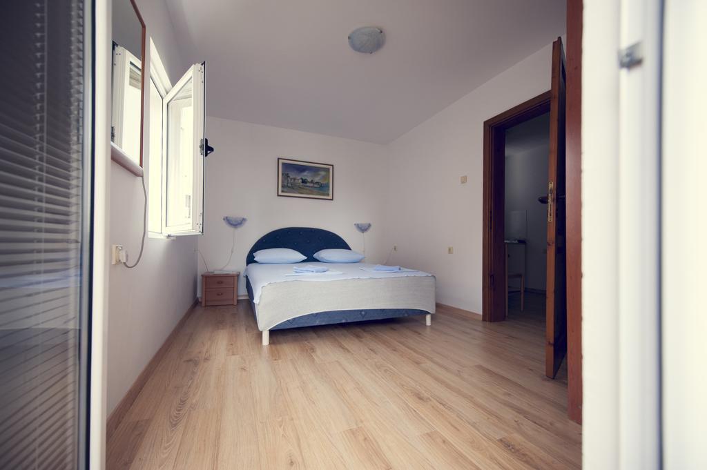 Lyon Apartments Budva Cameră foto