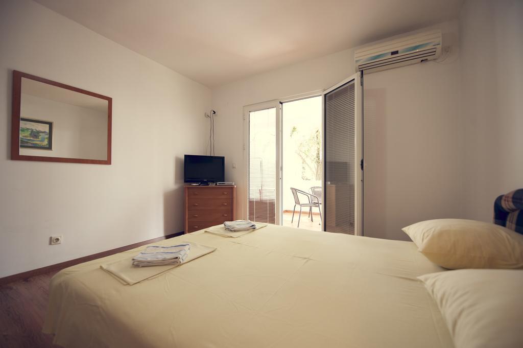 Lyon Apartments Budva Cameră foto