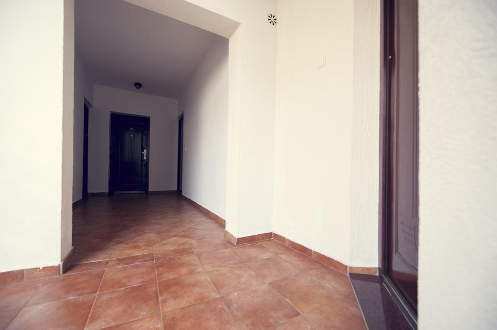 Lyon Apartments Budva Exterior foto